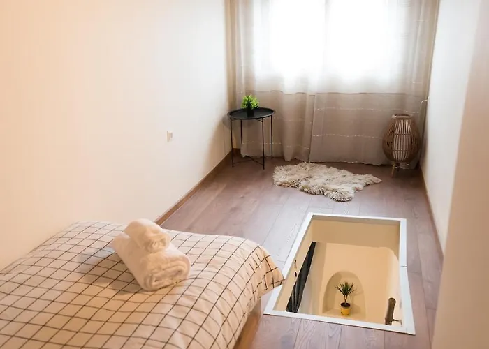 Artistic And Cozy In The Center Of *