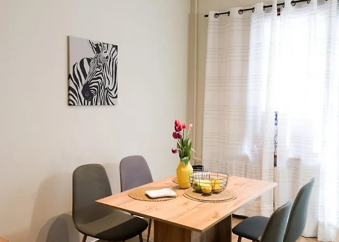 Artistic And Cozy In The Center Of Lejlighed Sofia