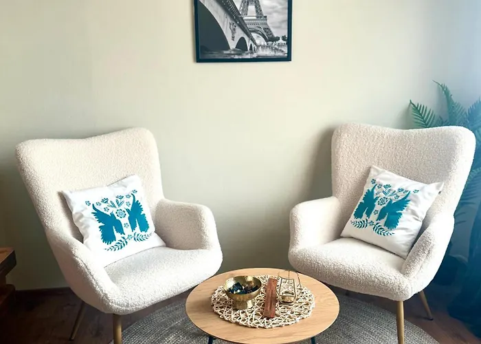 Lejlighed Artistic And Cozy In The Center Of *